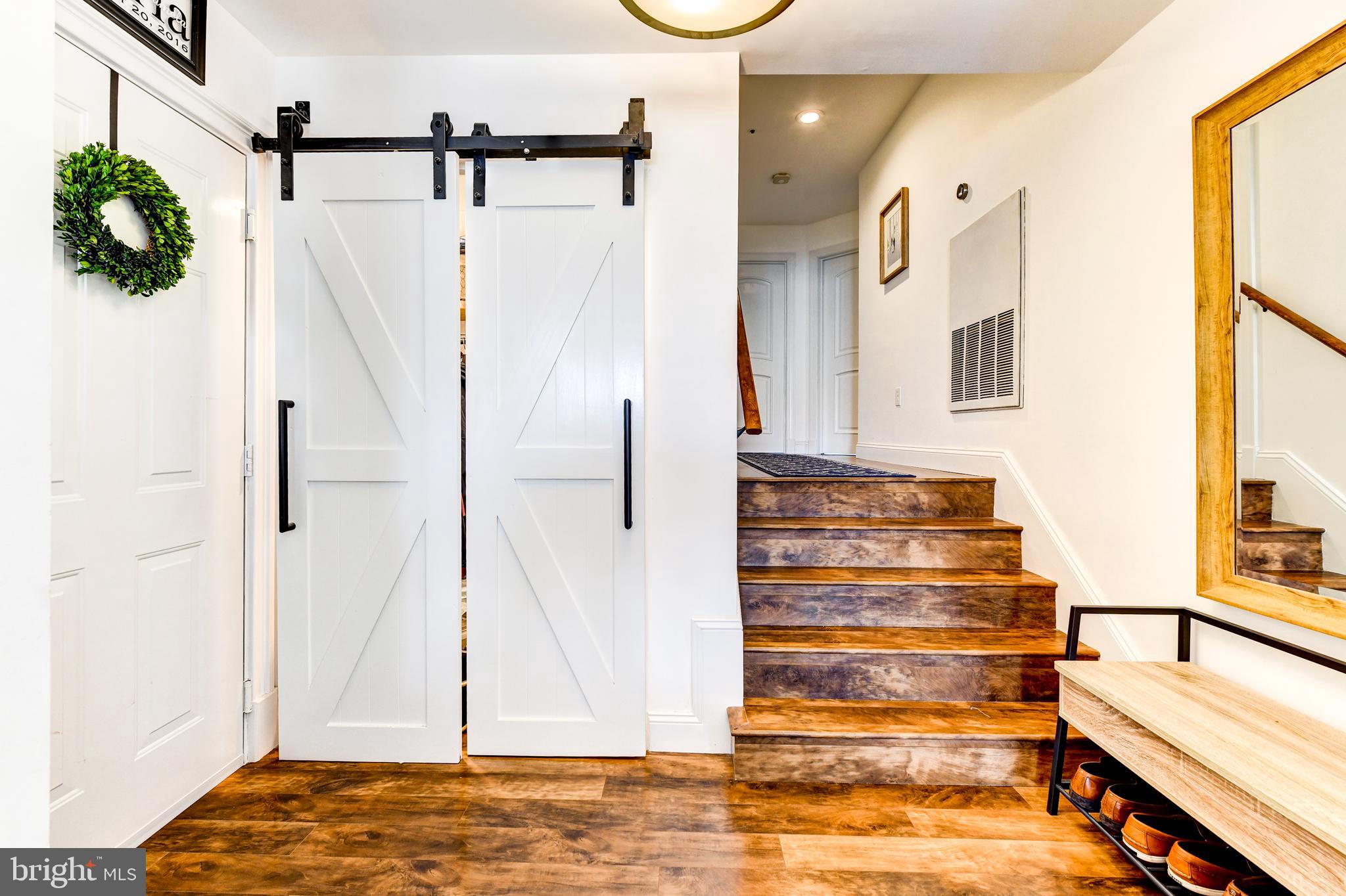 HILLWOOD - Residential Lease