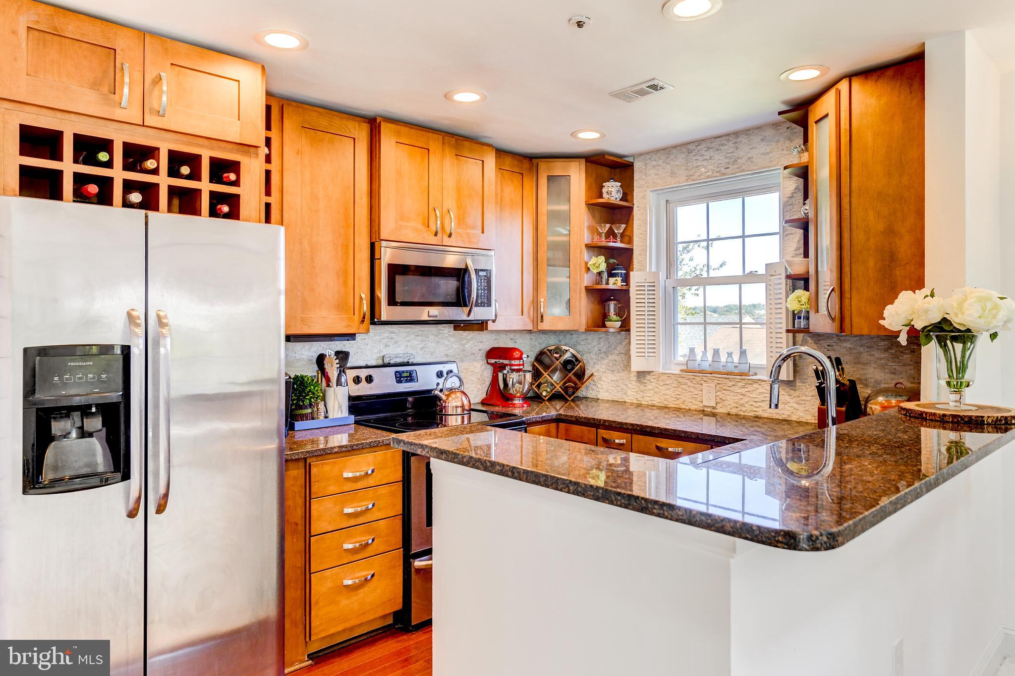 HILLWOOD - Residential Lease