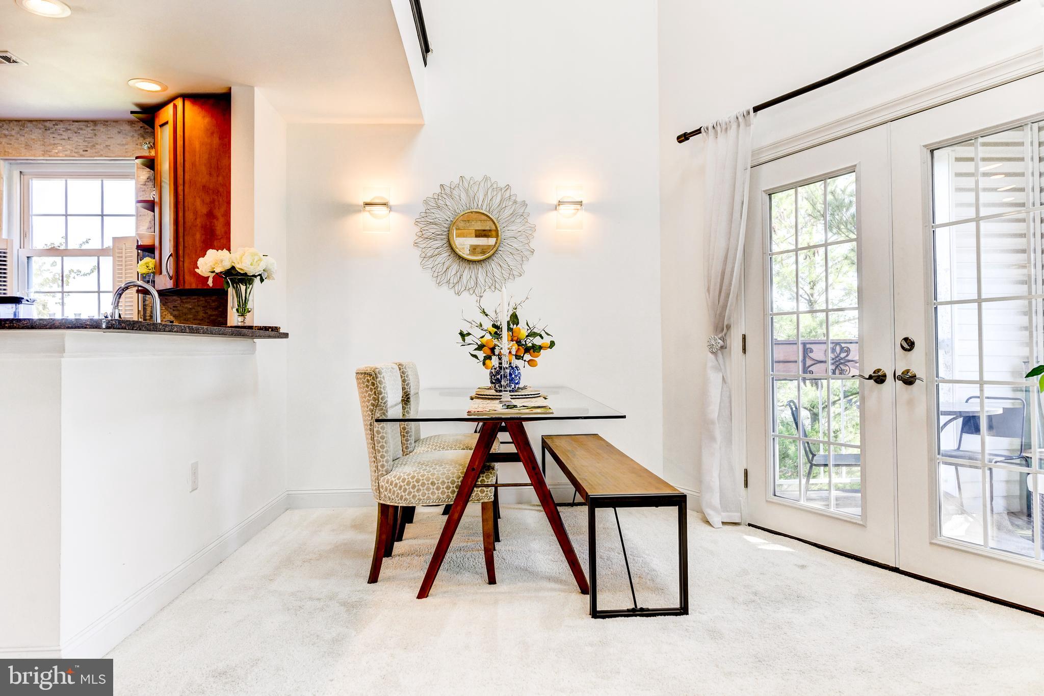 HILLWOOD - Residential Lease