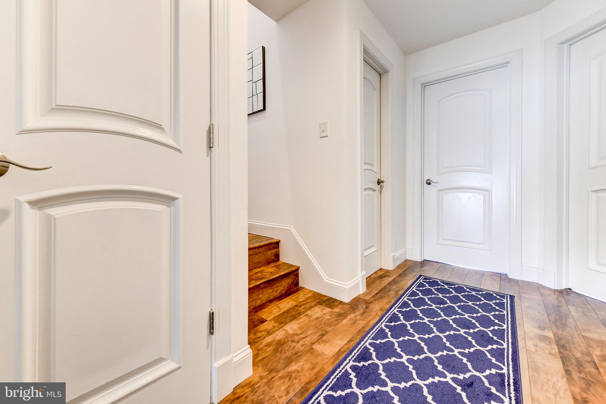 HILLWOOD - Residential Lease