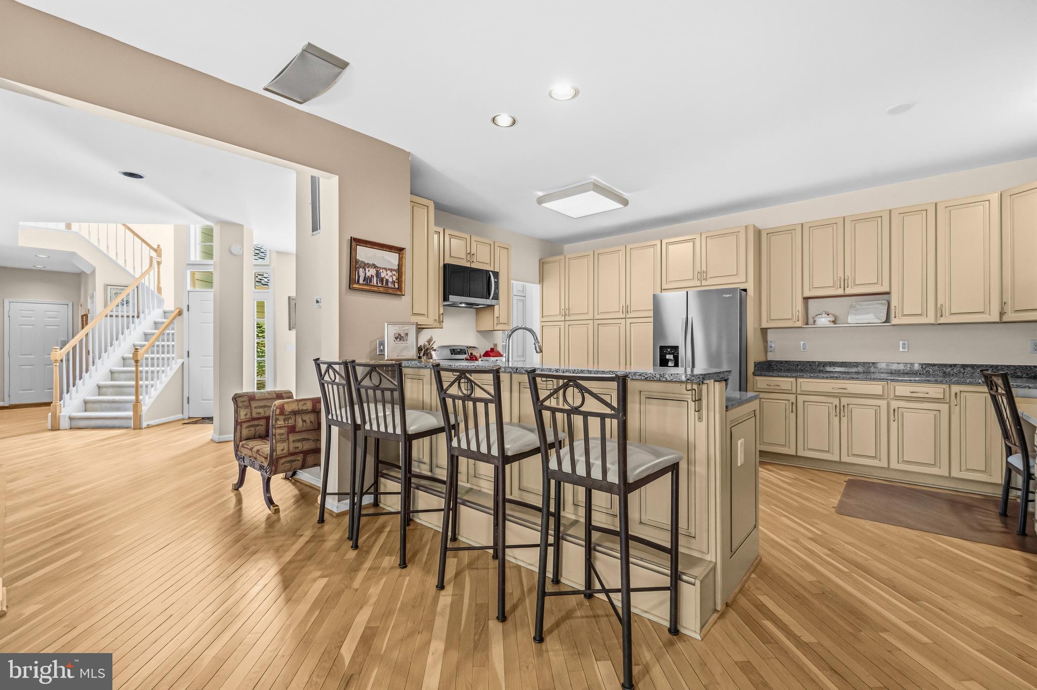 VILLAGE OF HARPERS CHOICE - Residential