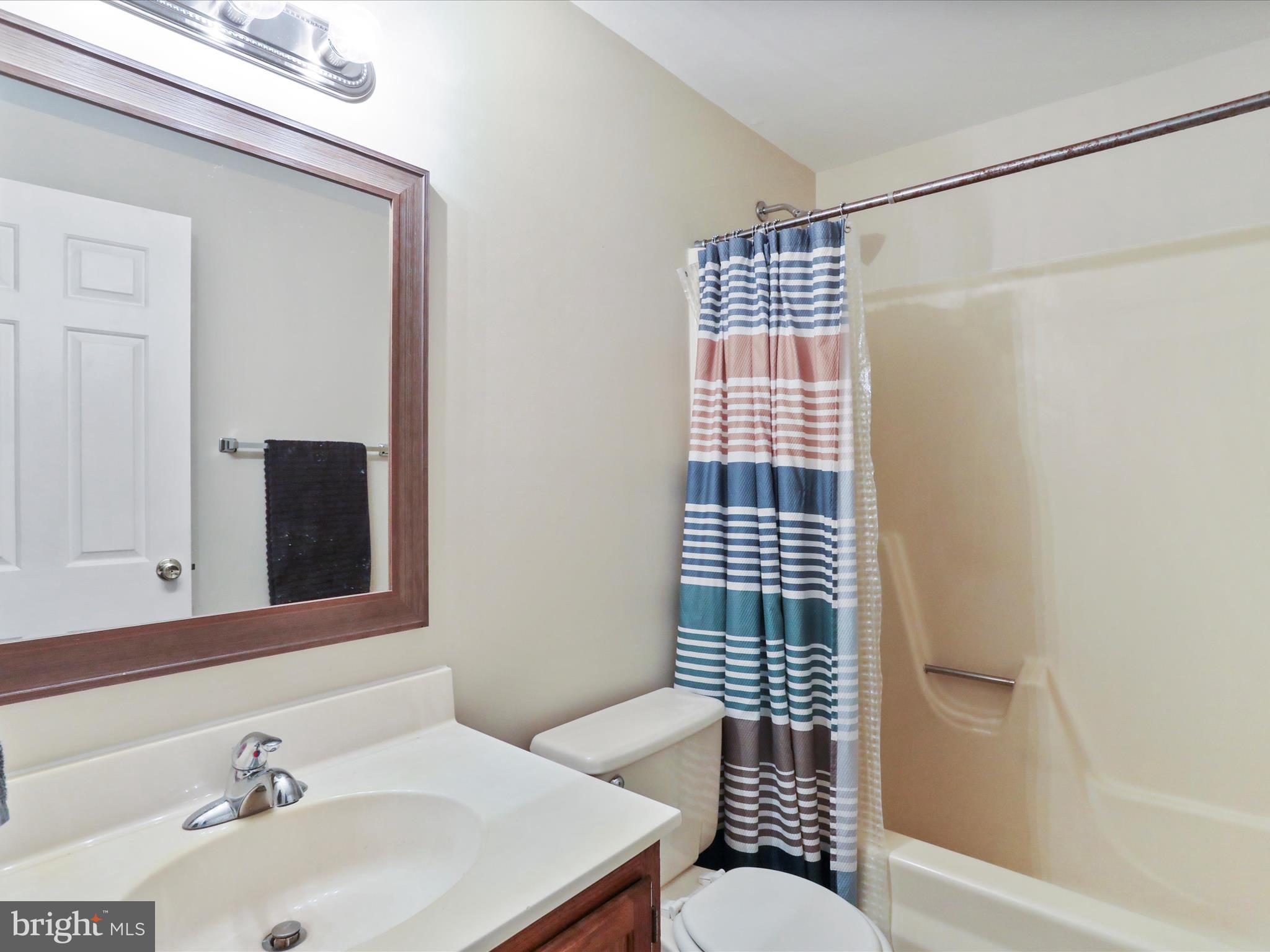 WATERSIDE - Residential