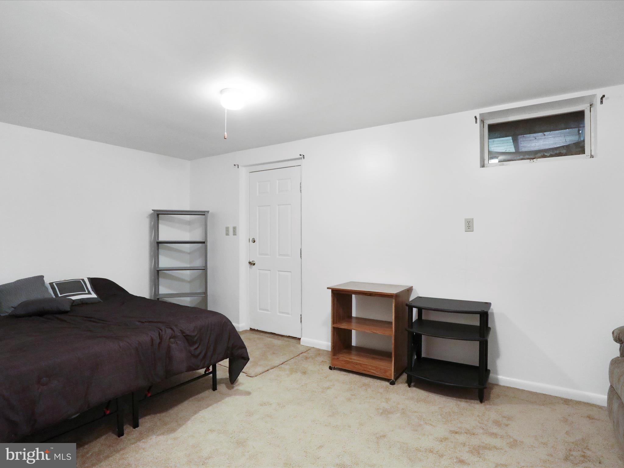 WATERSIDE - Residential