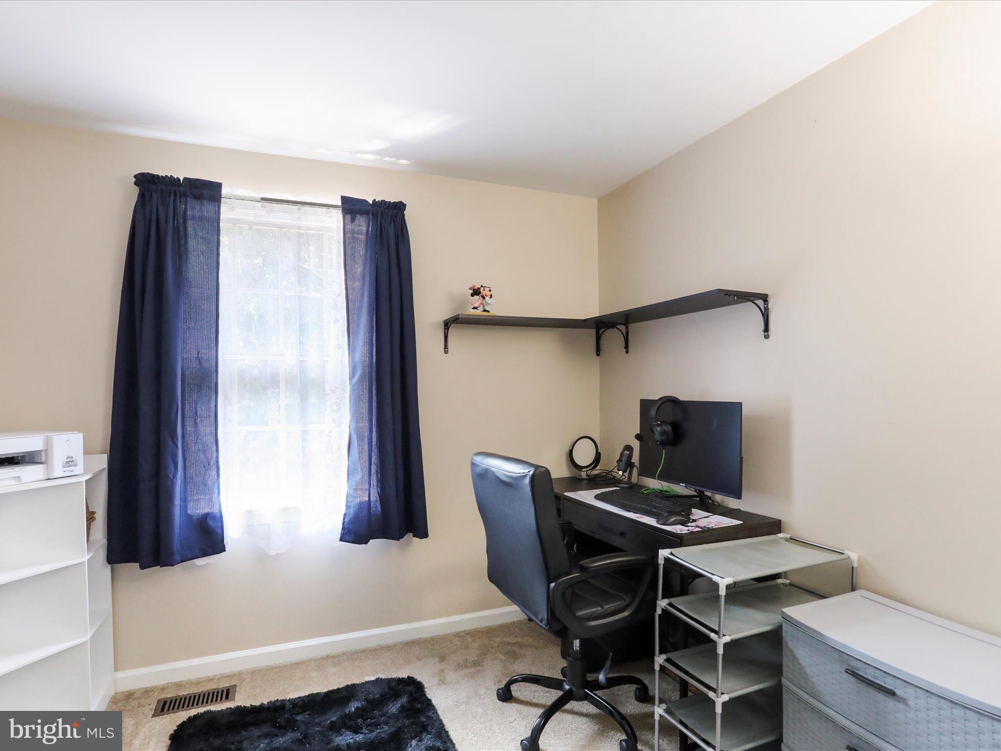 WATERSIDE - Residential