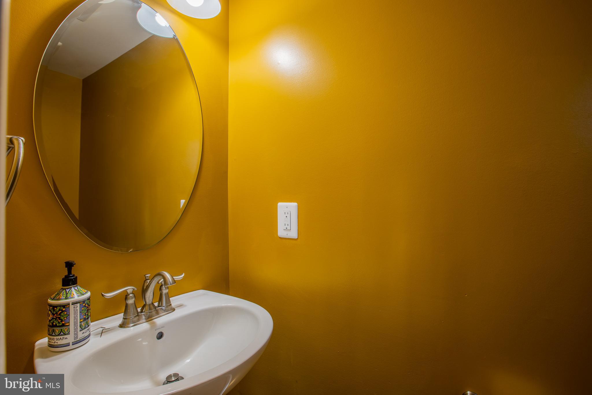 HOWARD SQUARE - Residential Lease