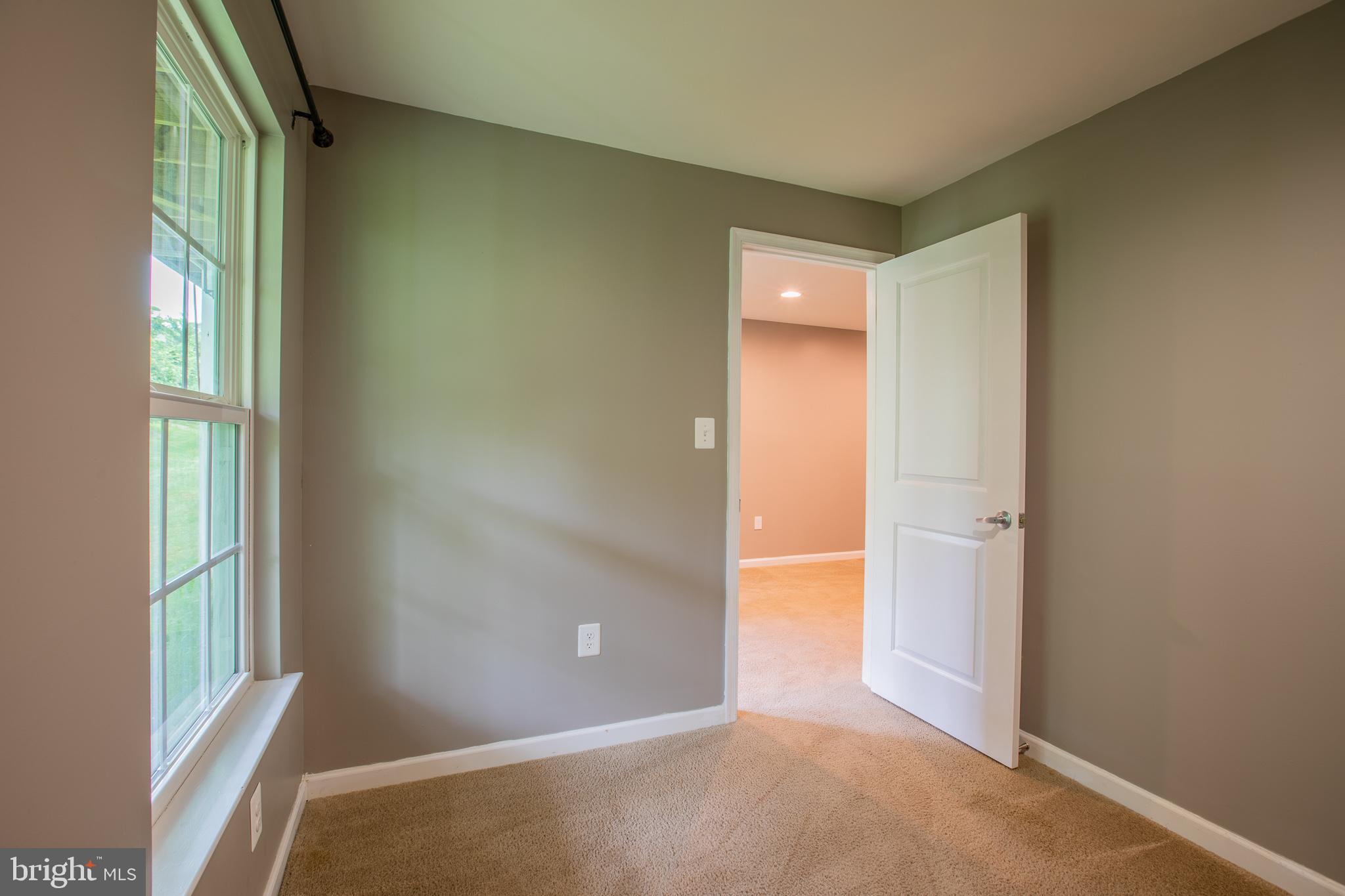 HOWARD SQUARE - Residential Lease