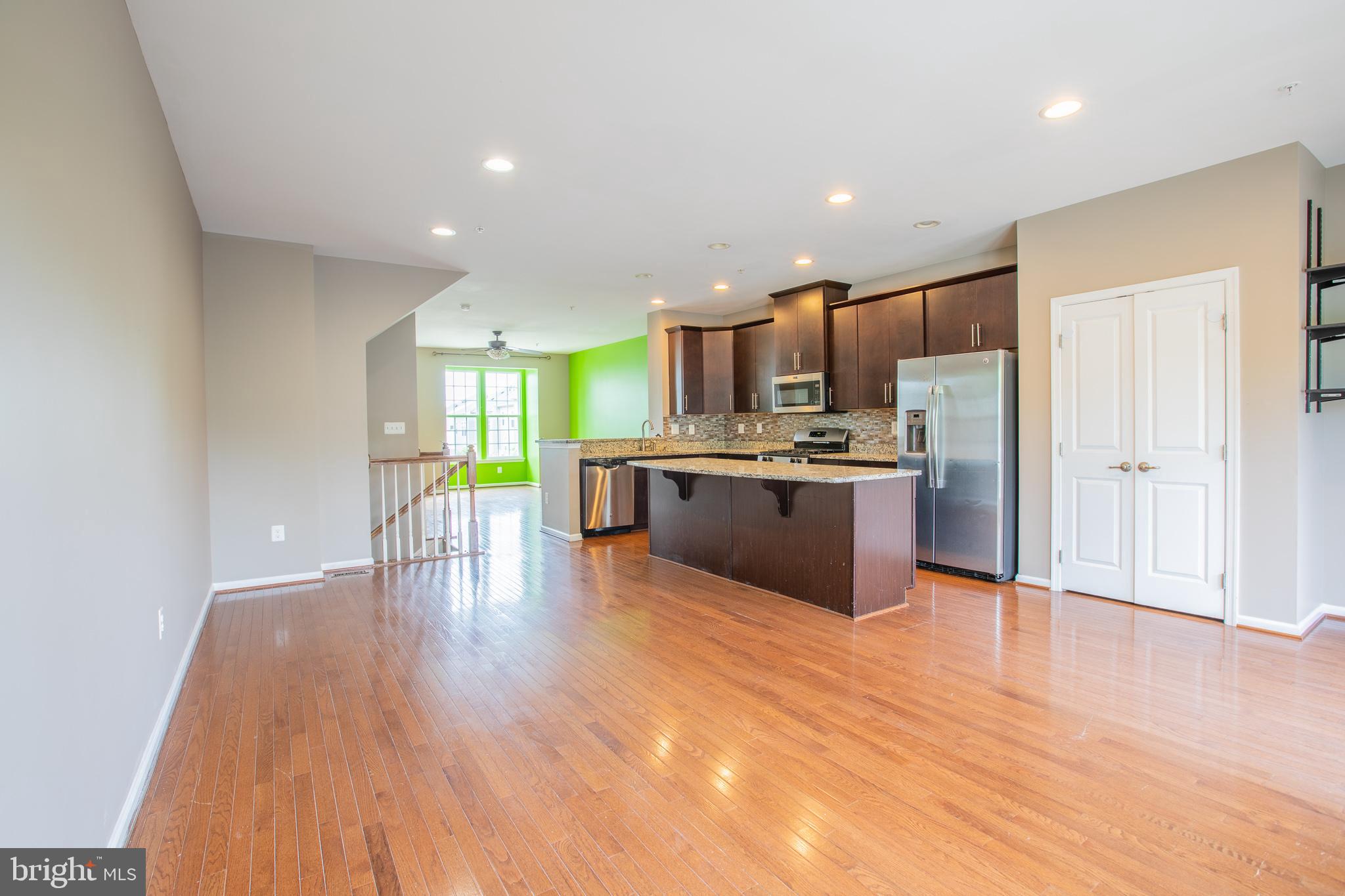 HOWARD SQUARE - Residential Lease