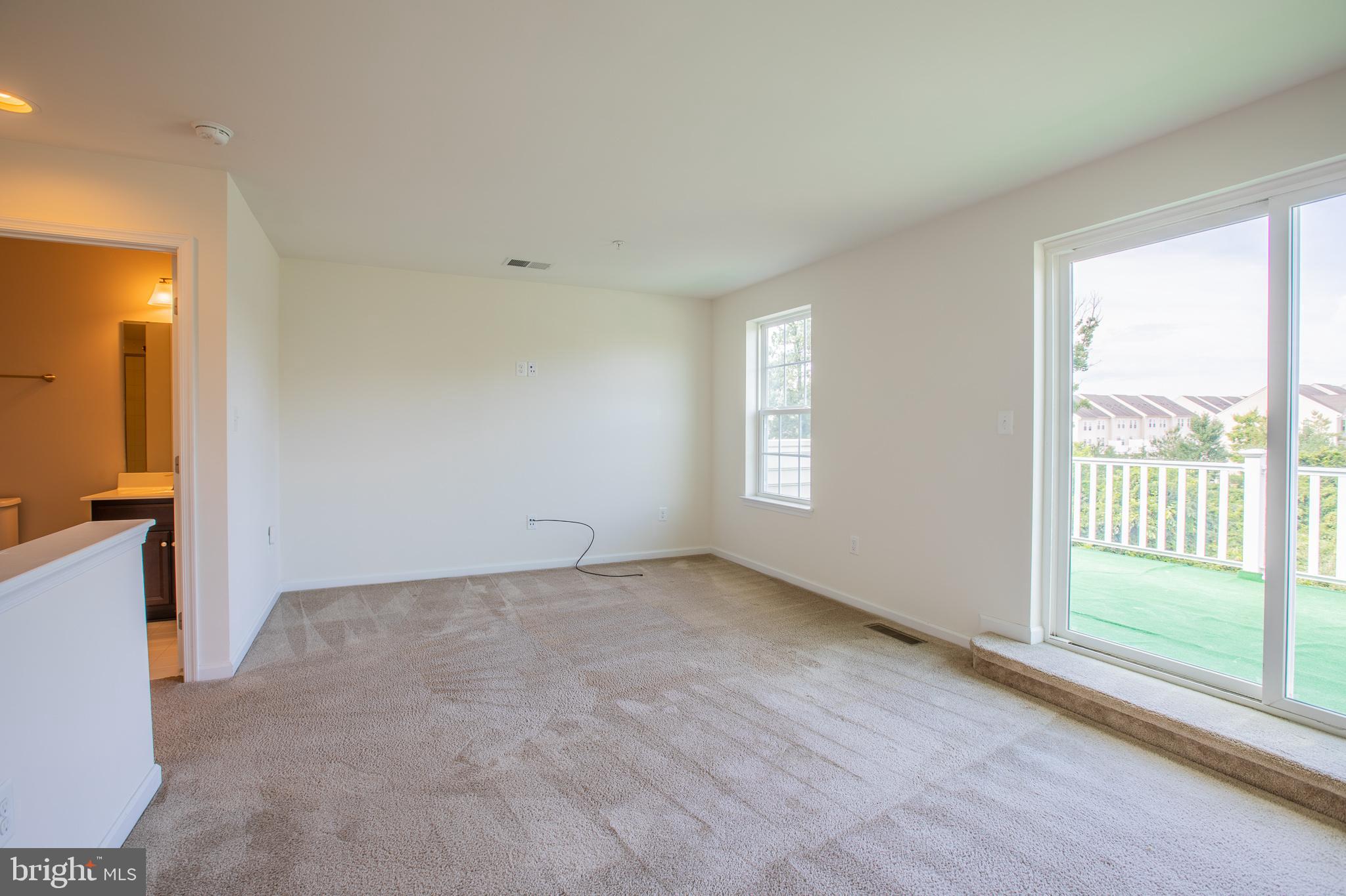 HOWARD SQUARE - Residential Lease