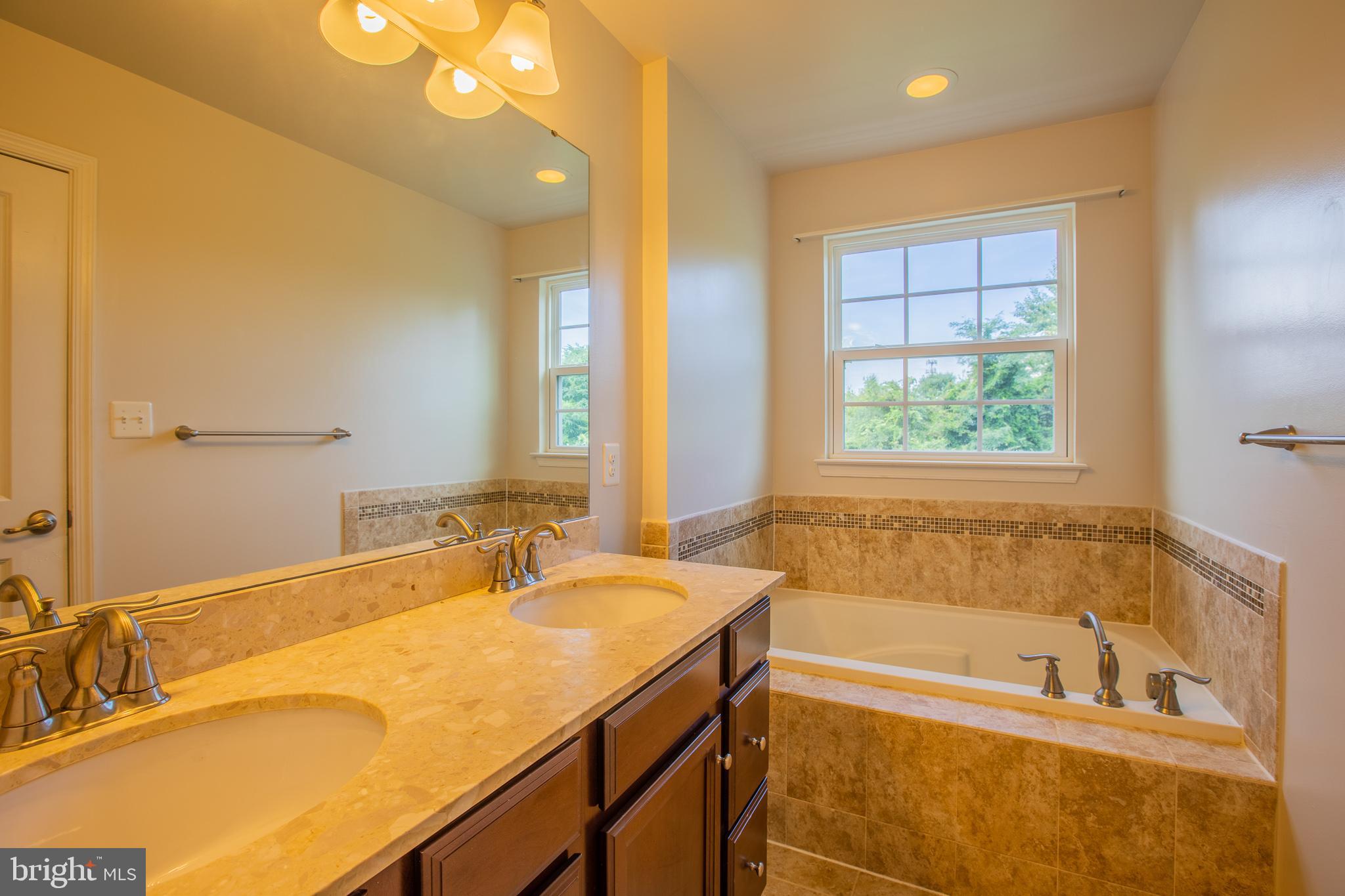 HOWARD SQUARE - Residential Lease