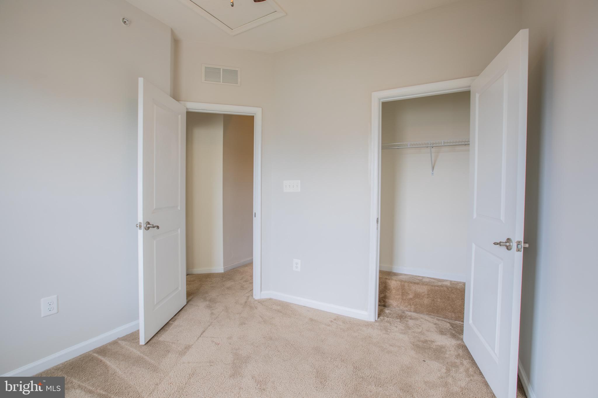 HOWARD SQUARE - Residential Lease