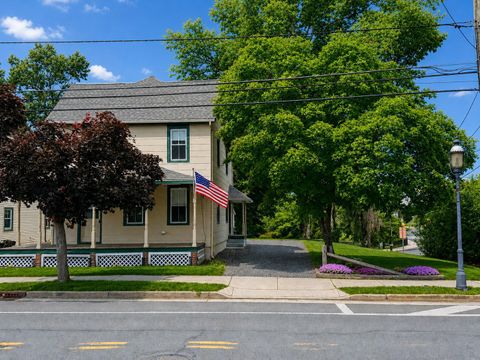 Photo of 102 Main Street, SOUTHAMPTON, NJ 08088 (MLS # NJBL2106912)