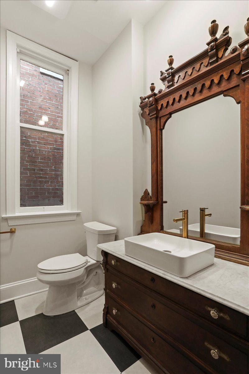 CITY OF MARTINSBURG - Commercial Lease