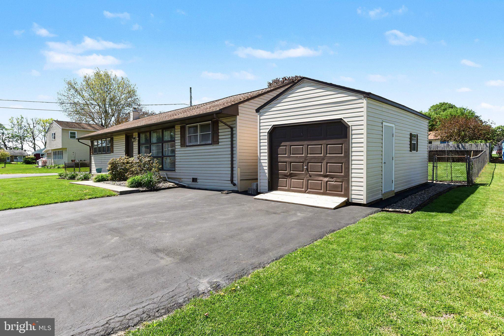 SILVER SPRING - Residential