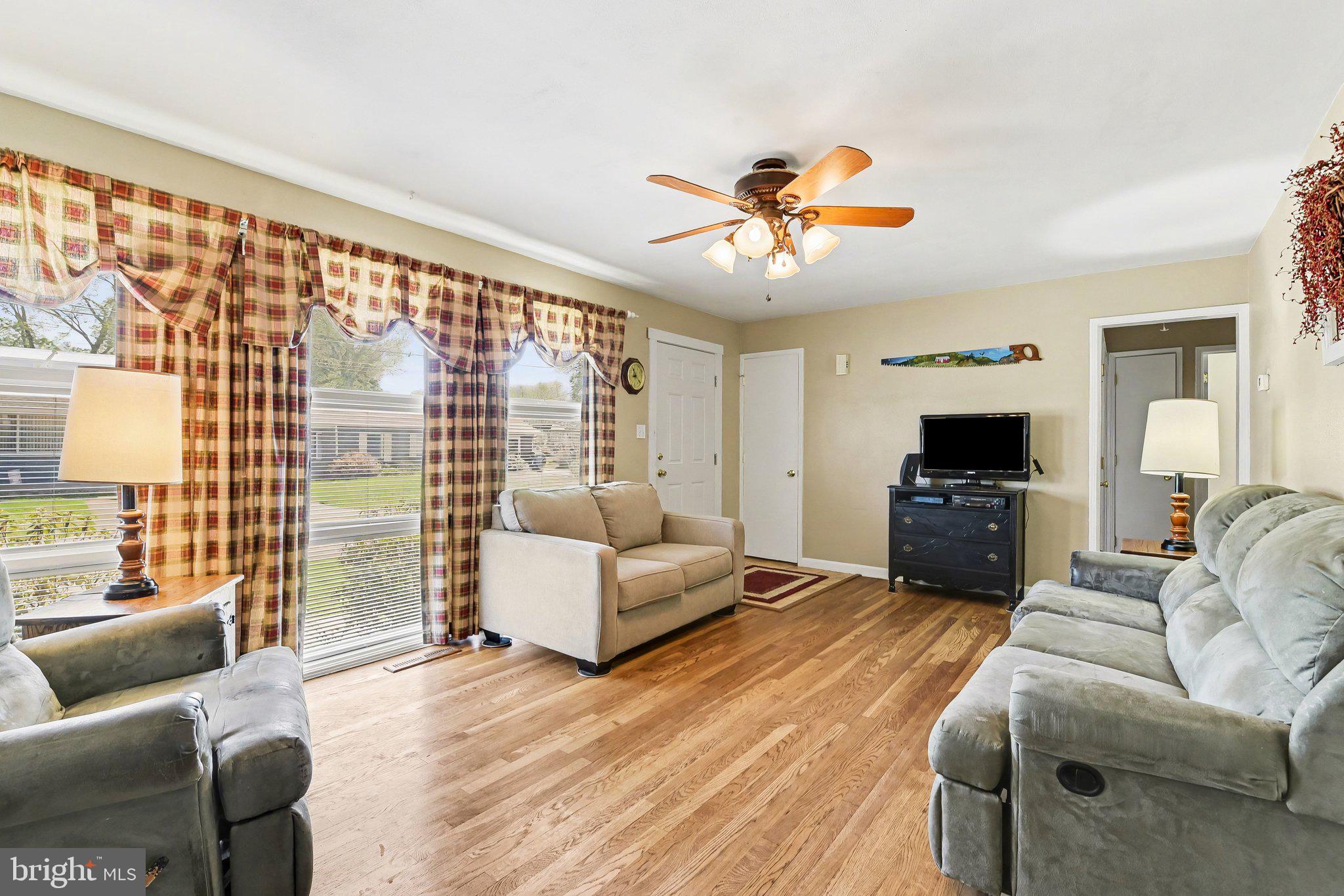 SILVER SPRING - Residential