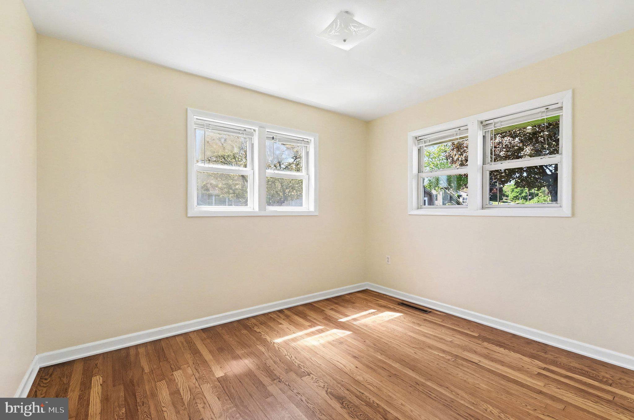 SILVER SPRING - Residential