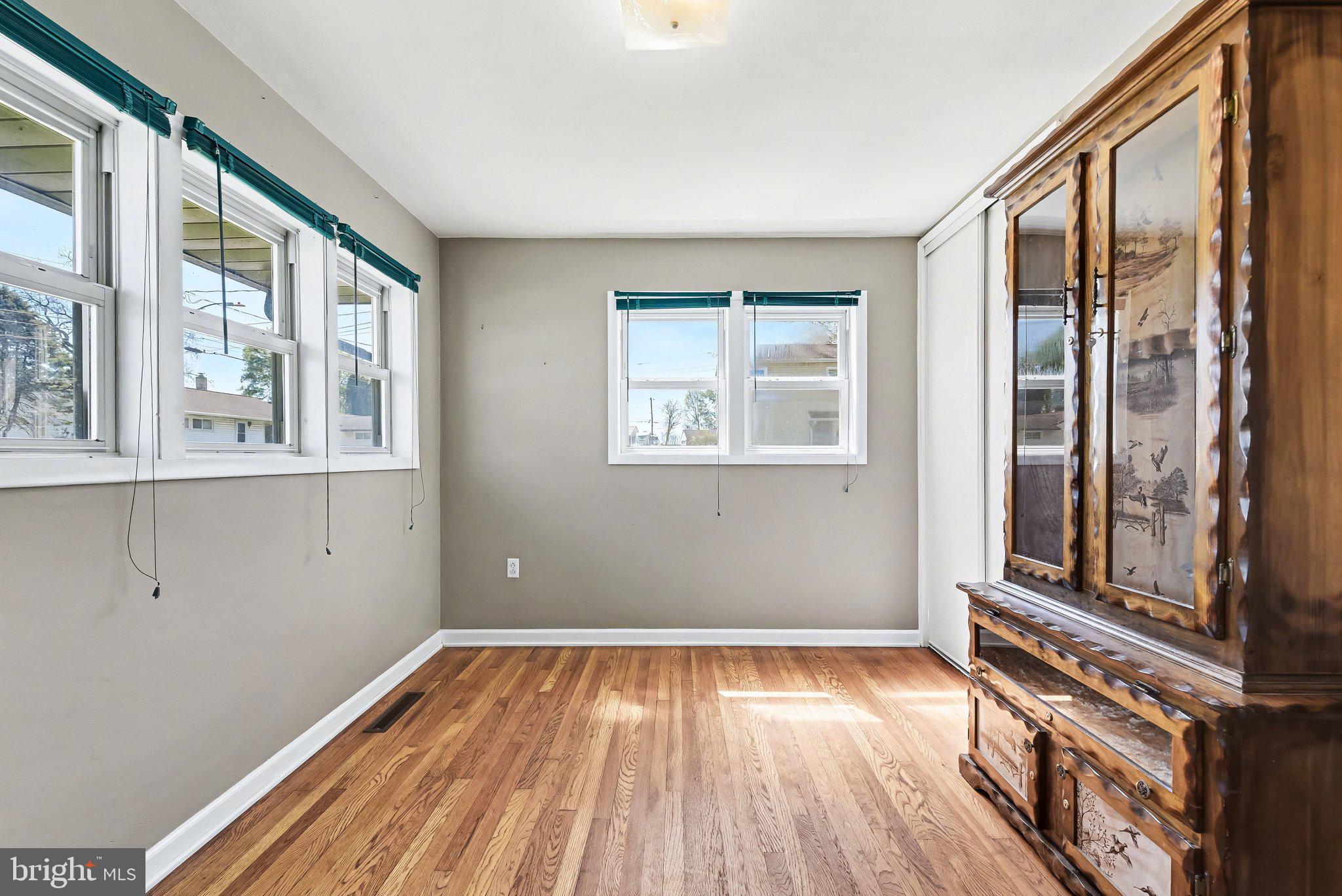 SILVER SPRING - Residential