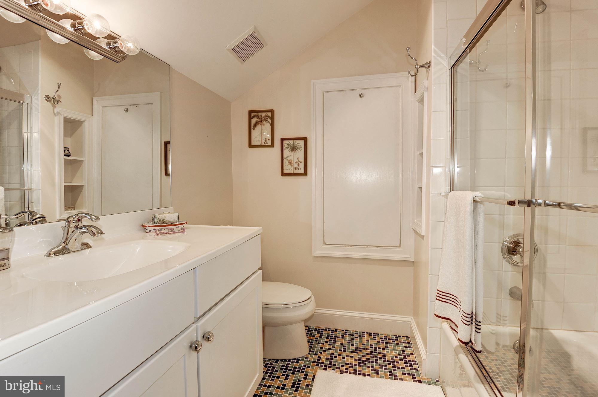 WOODHAVEN - Residential