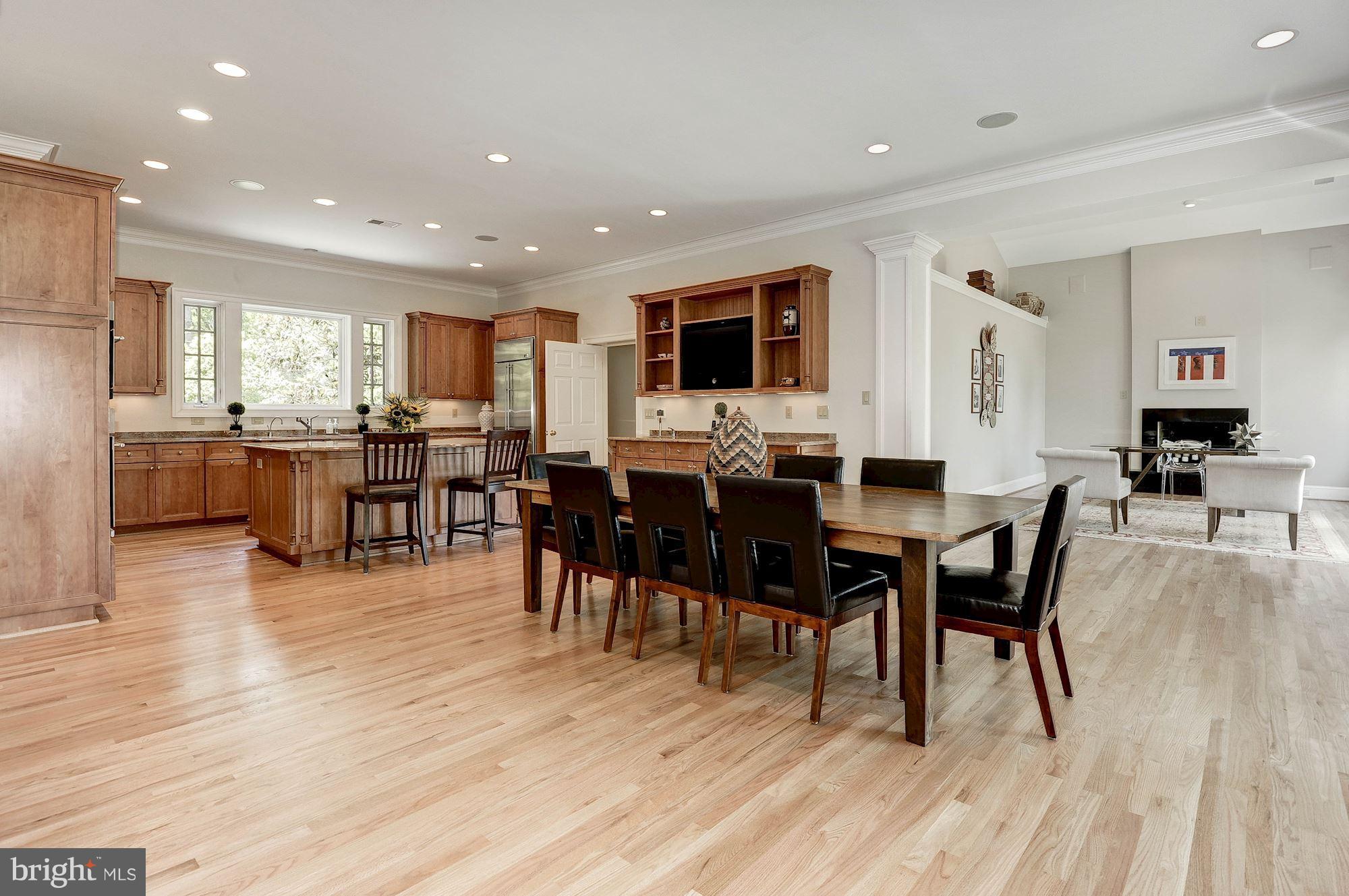 WOODHAVEN - Residential