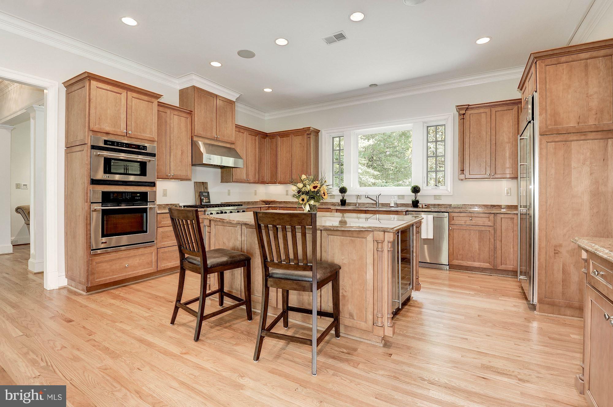 WOODHAVEN - Residential