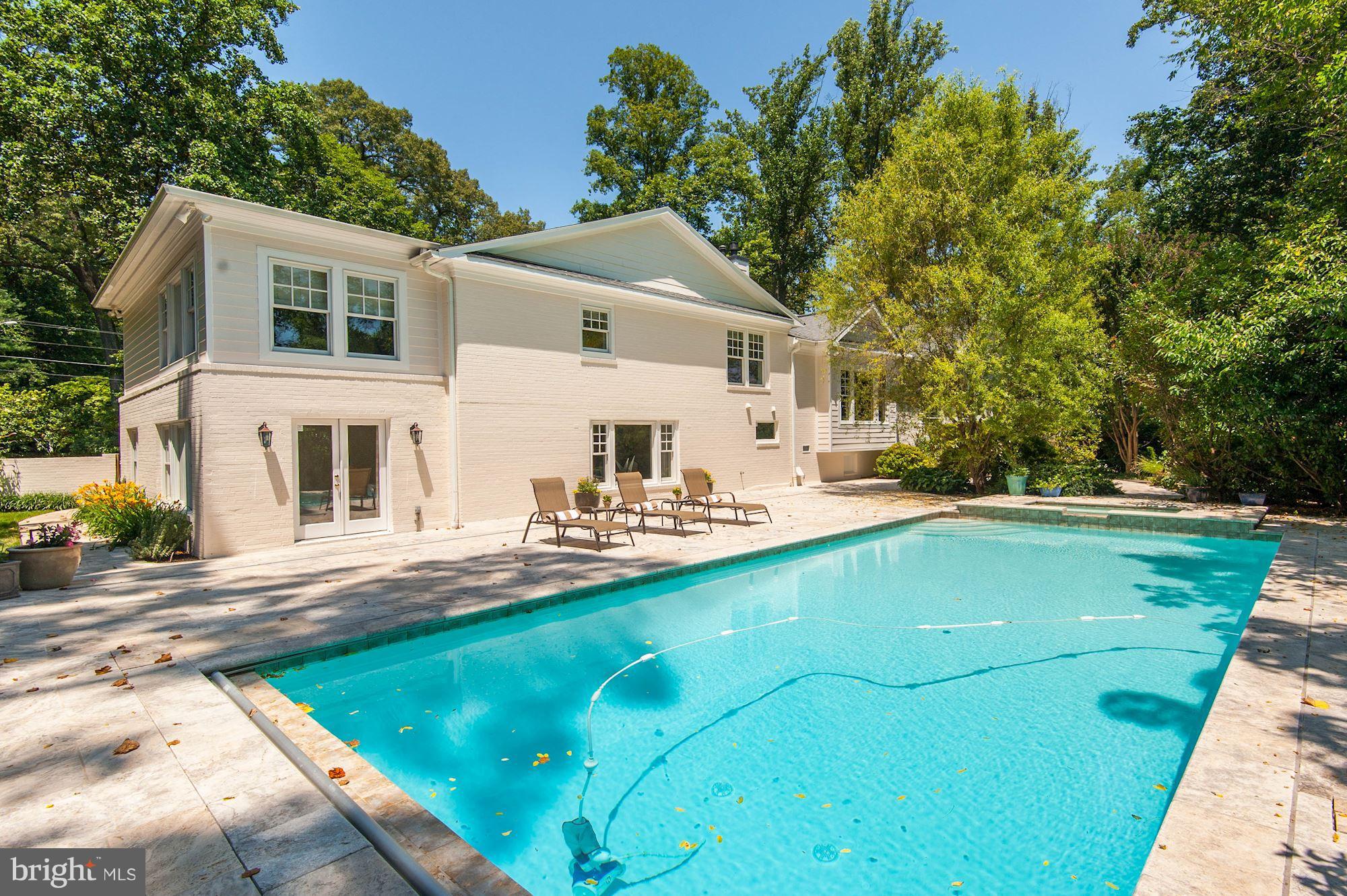 WOODHAVEN - Residential