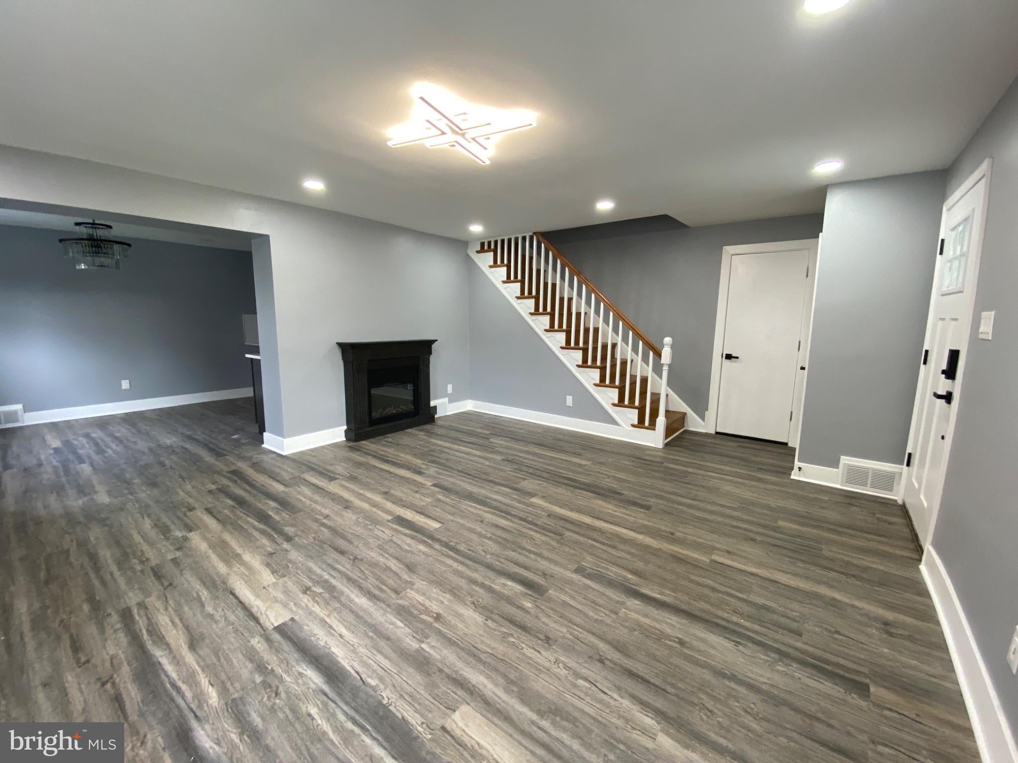 825 STANBRIDGE ROAD