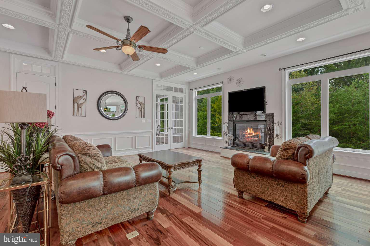 OCCOQUAN PARK - Residential