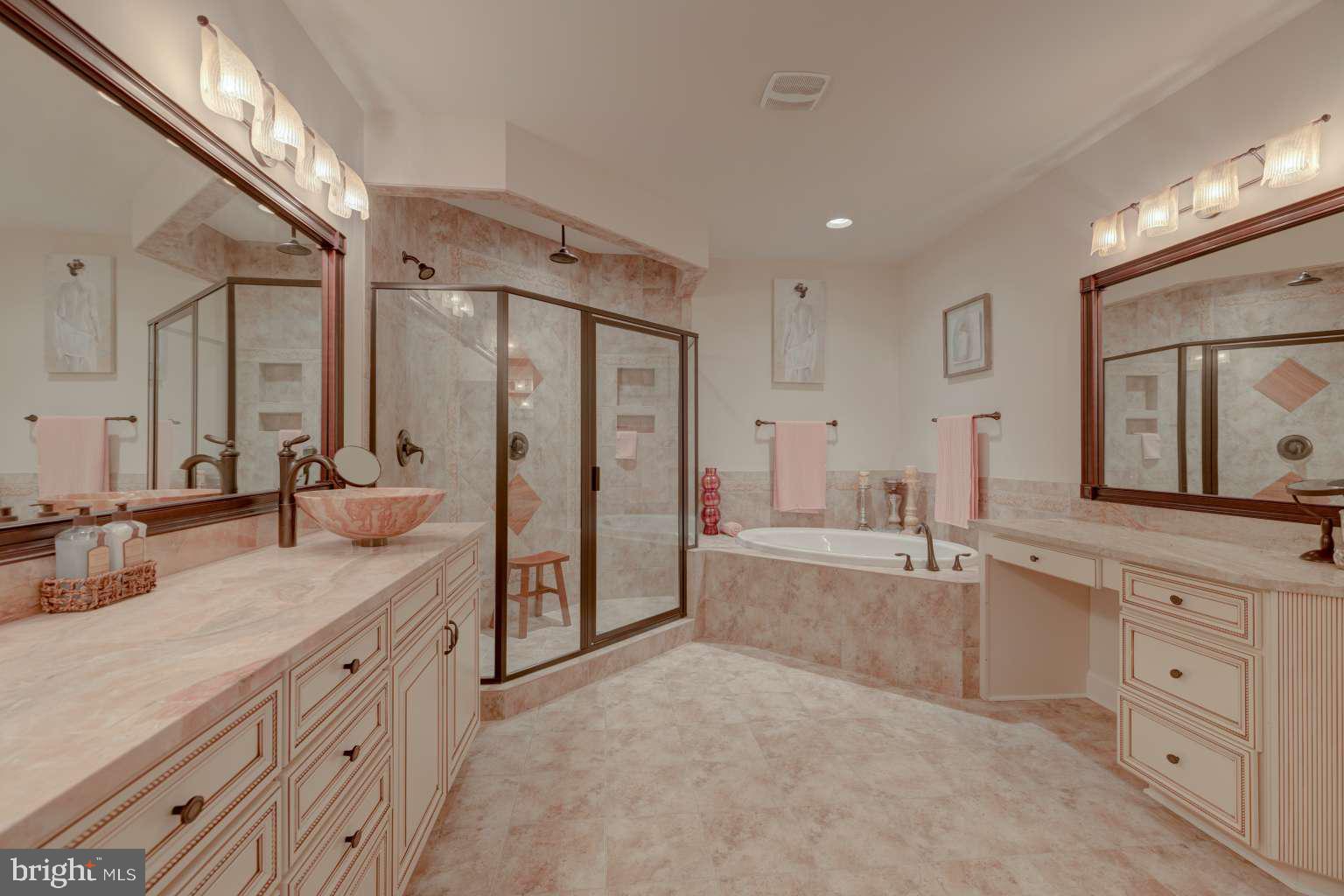 OCCOQUAN PARK - Residential