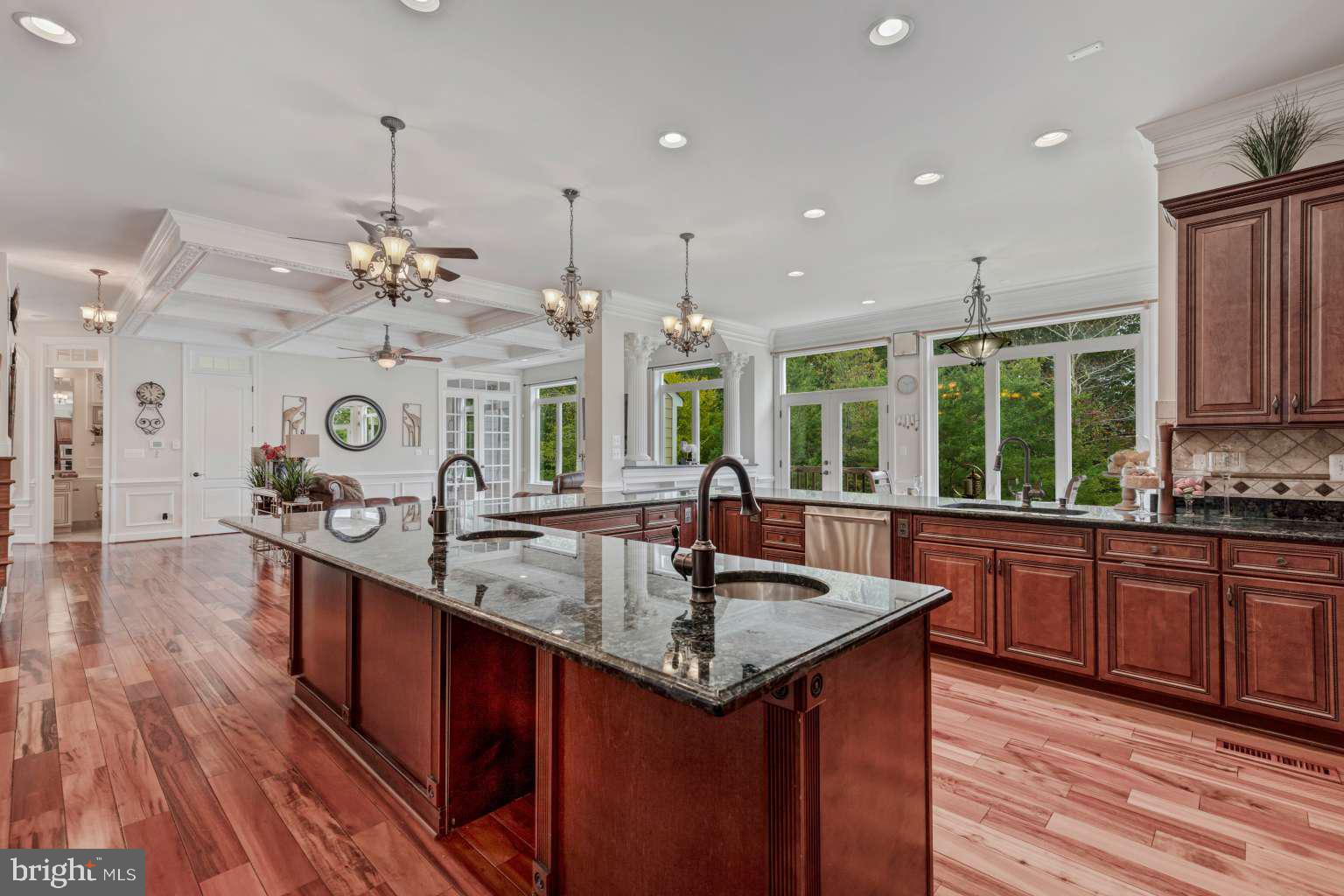 OCCOQUAN PARK - Residential