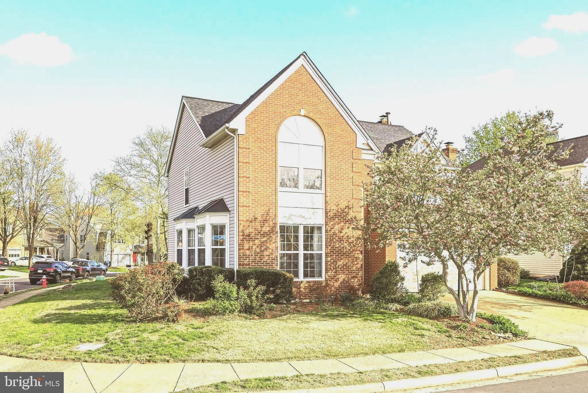 LIFESTYLE AT SULLY STATION - Residential