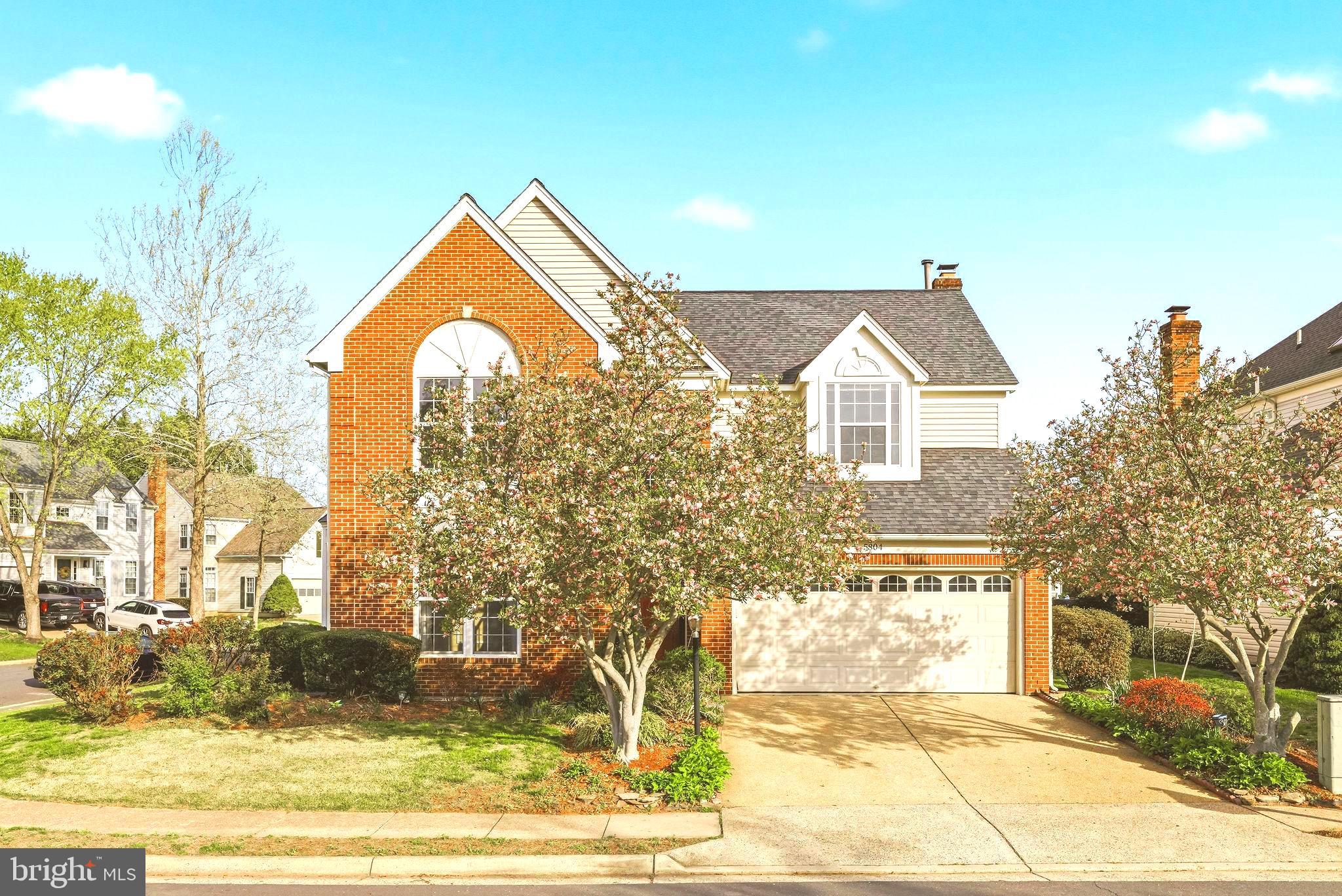 LIFESTYLE AT SULLY STATION - Residential