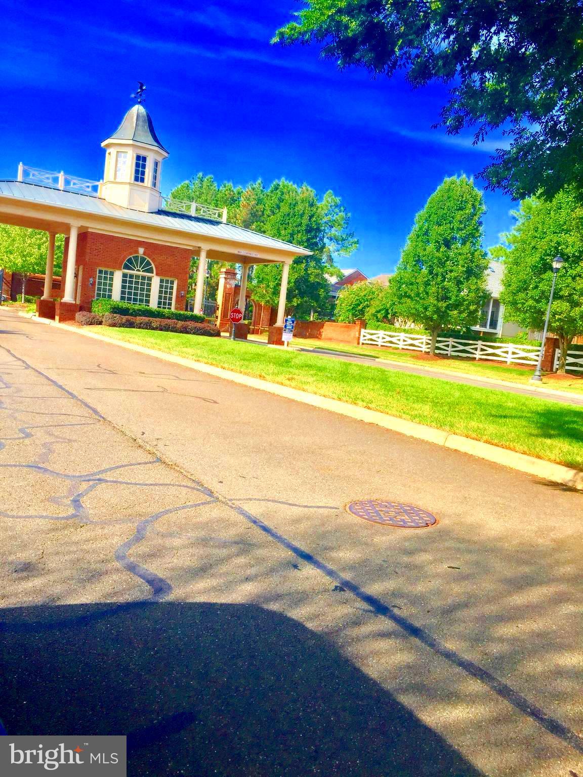 THE GREENBRIER CONDO - Residential