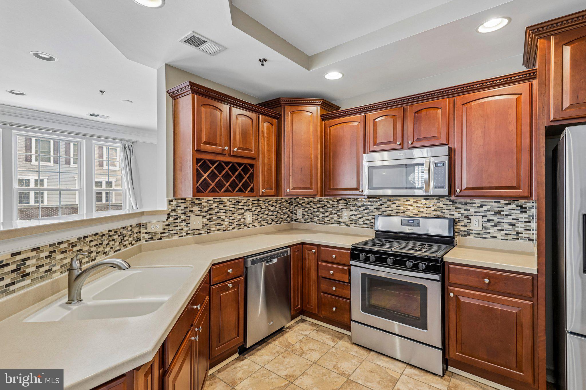 7136 HUNTLEY CREEK PLACE 70B