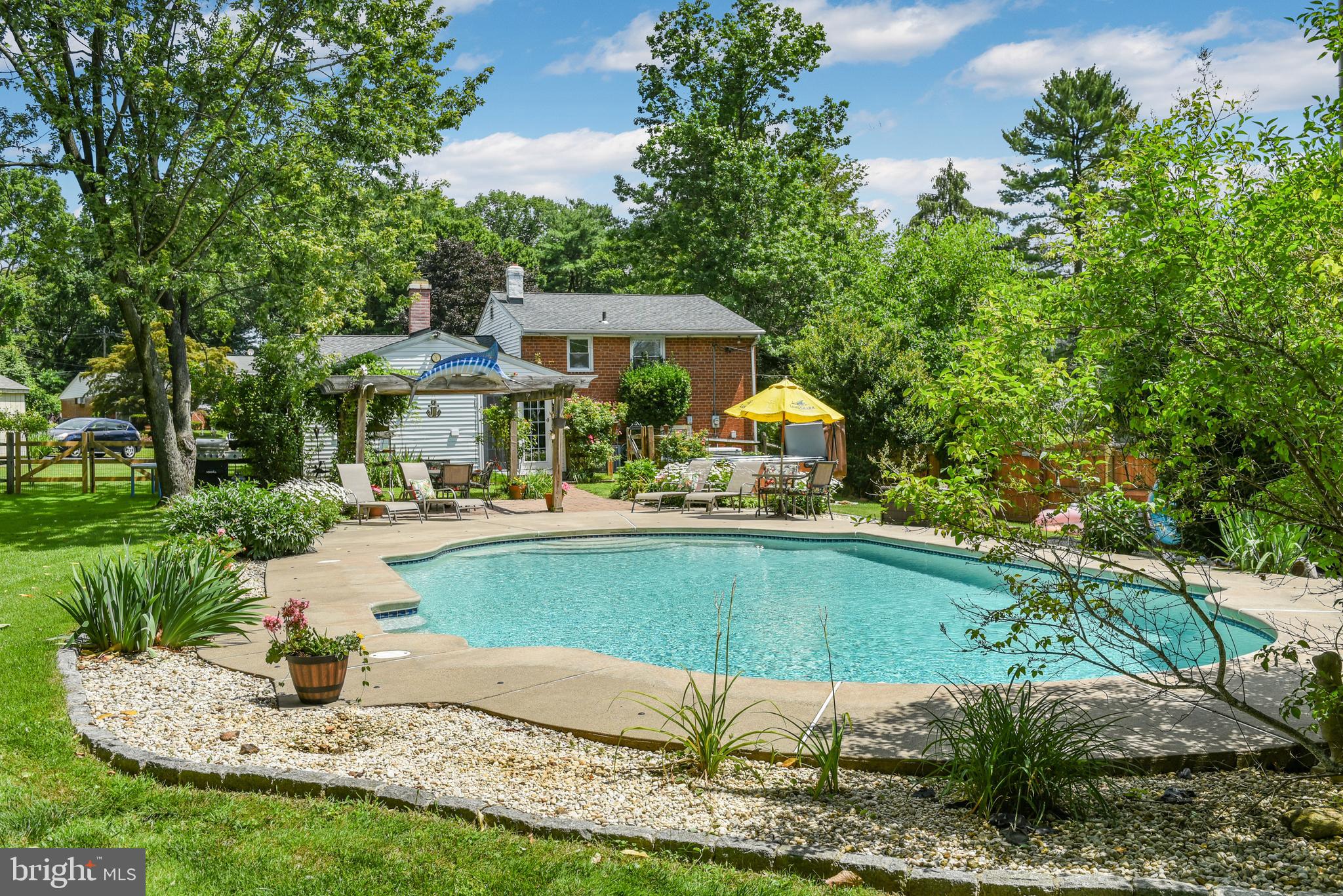 ROSE TREE WOODS - Residential