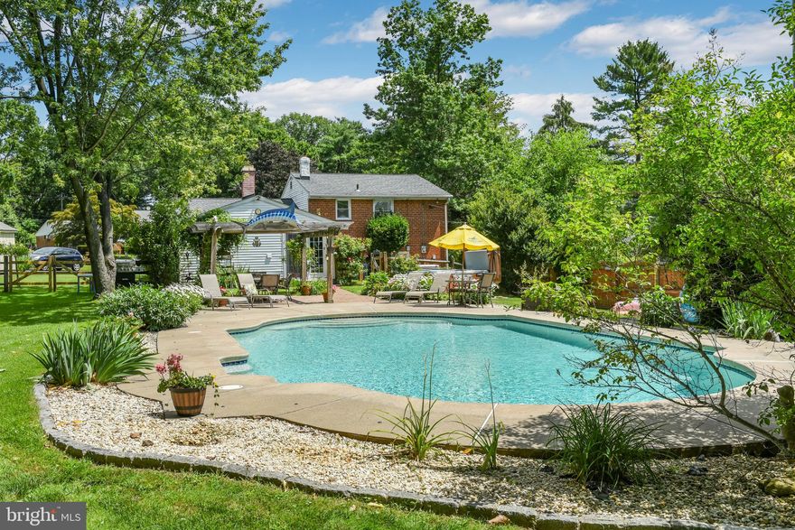 Look no further than this must-see home with a large backyard oasis ready to entertain. Located on a quiet cul-de-sac, this charming split-level home with eye-catching curb appeal is ideal for peace and serenity.  Step inside the first level entry straight into a bright living room with a large bay window, custom window treatments and coat closet.  Picture yourself cooking on the gas range of the updated eat-in kitchen that includes granite counters and a large peninsula that is open to the family room. Welcome friends and family into this inviting space with vaulted ceilings, exposed beams and a brick fireplace. From here, step outside the french doors into a spacious backyard boasting a large inground pool, patio with pergola, horseshoe pits and a hot tub with new controls & pump. You’ll be entertaining your family and friends year-round! Back inside, head to the lower level that features a bonus room, laundry room, powder room, access to the single car garage and backyard. Head to the upper level to find all three bedrooms, a full bathroom with tub and access to a walk-up attic that boasts plenty of storage. This home is on a level lot, full of natural light easy to show and completely move-in ready. Some recent improvements include HVAC (2020), hot water heater (2017), newer windows, automatic Generac 17.5 kw generator,  natural gas pool heater, 200 amp service. Conveniently located near many major routes and within walking distance to the Worrall Elementary School. Schedule your appointment today!