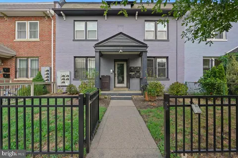 MLS: DCDC2190684