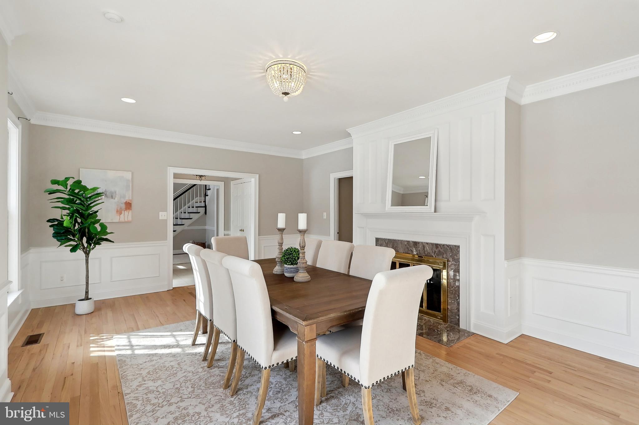 RIVER FALLS - Residential