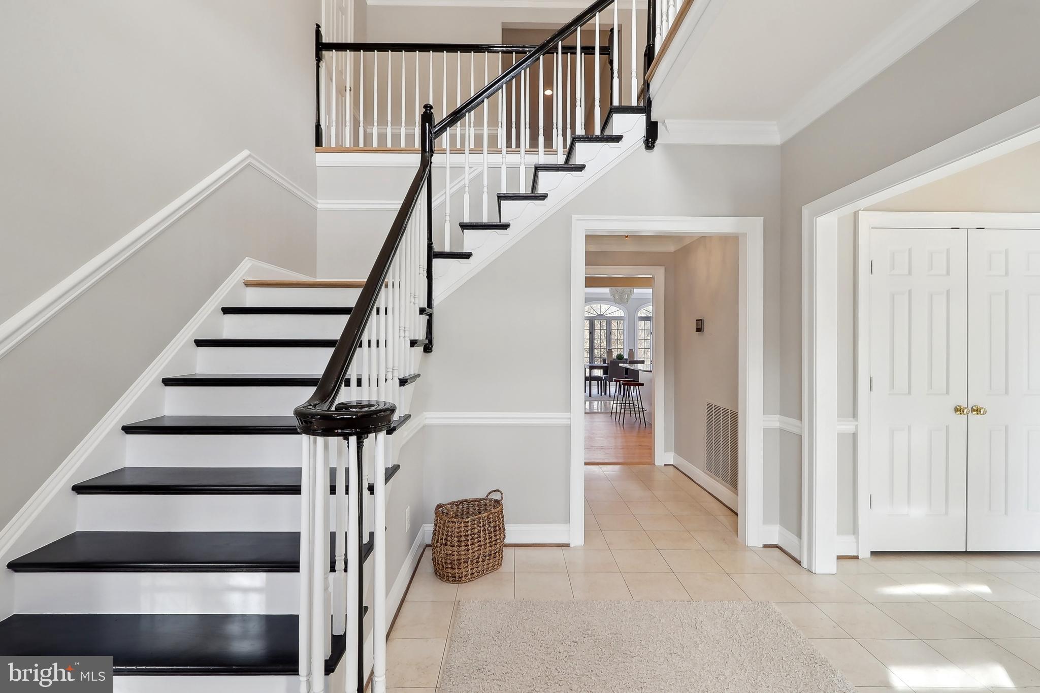 RIVER FALLS - Residential