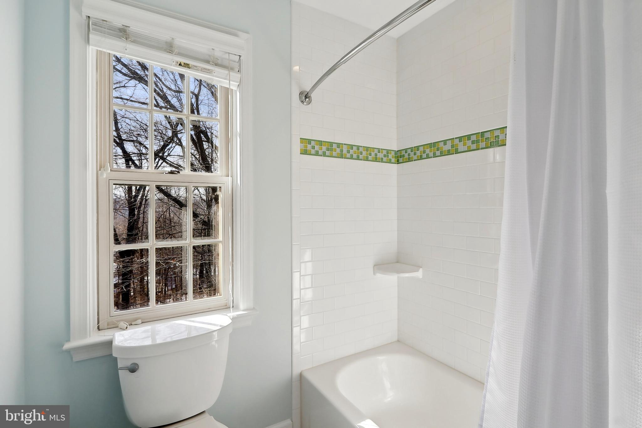 RIVER FALLS - Residential