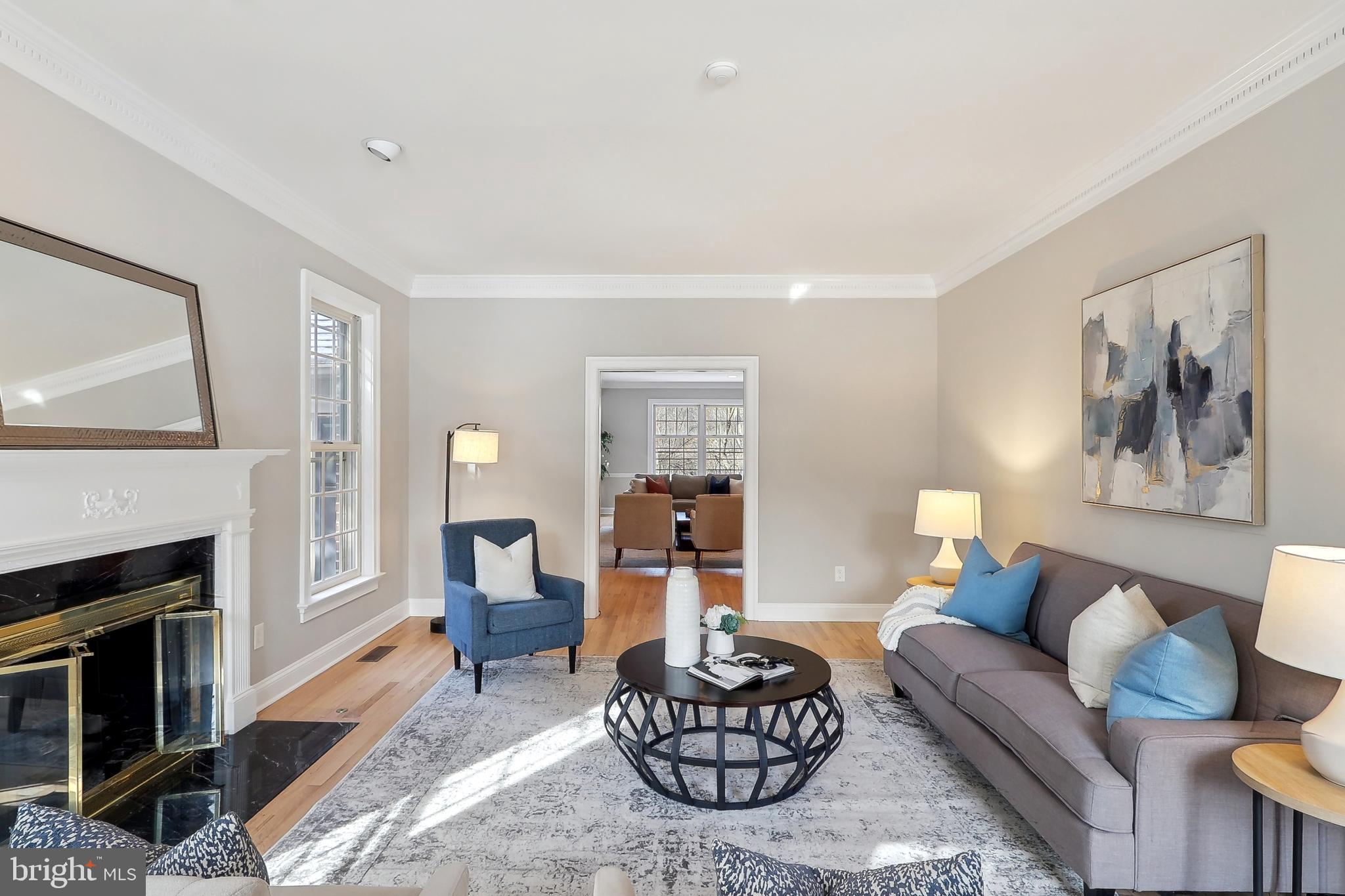 RIVER FALLS - Residential