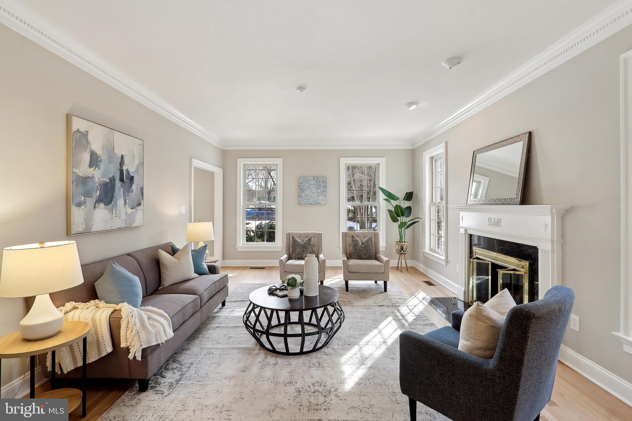 RIVER FALLS - Residential