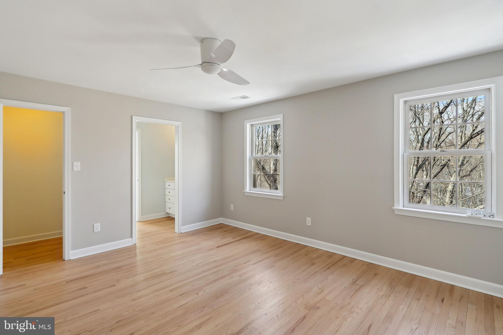 RIVER FALLS - Residential