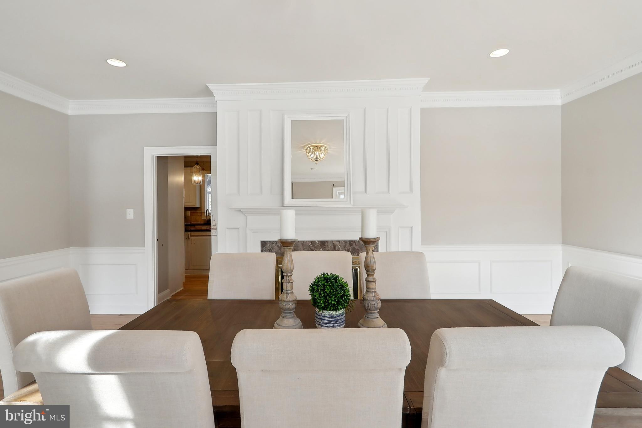 RIVER FALLS - Residential