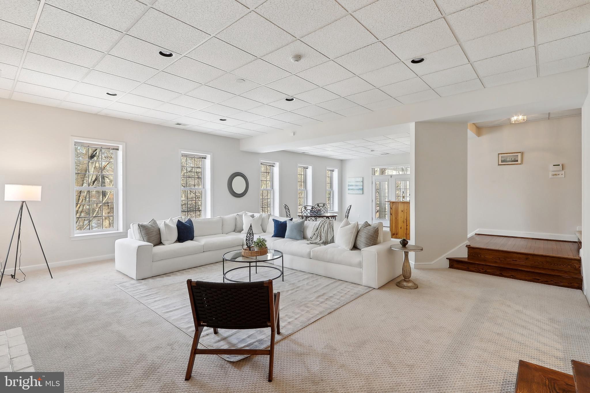 RIVER FALLS - Residential