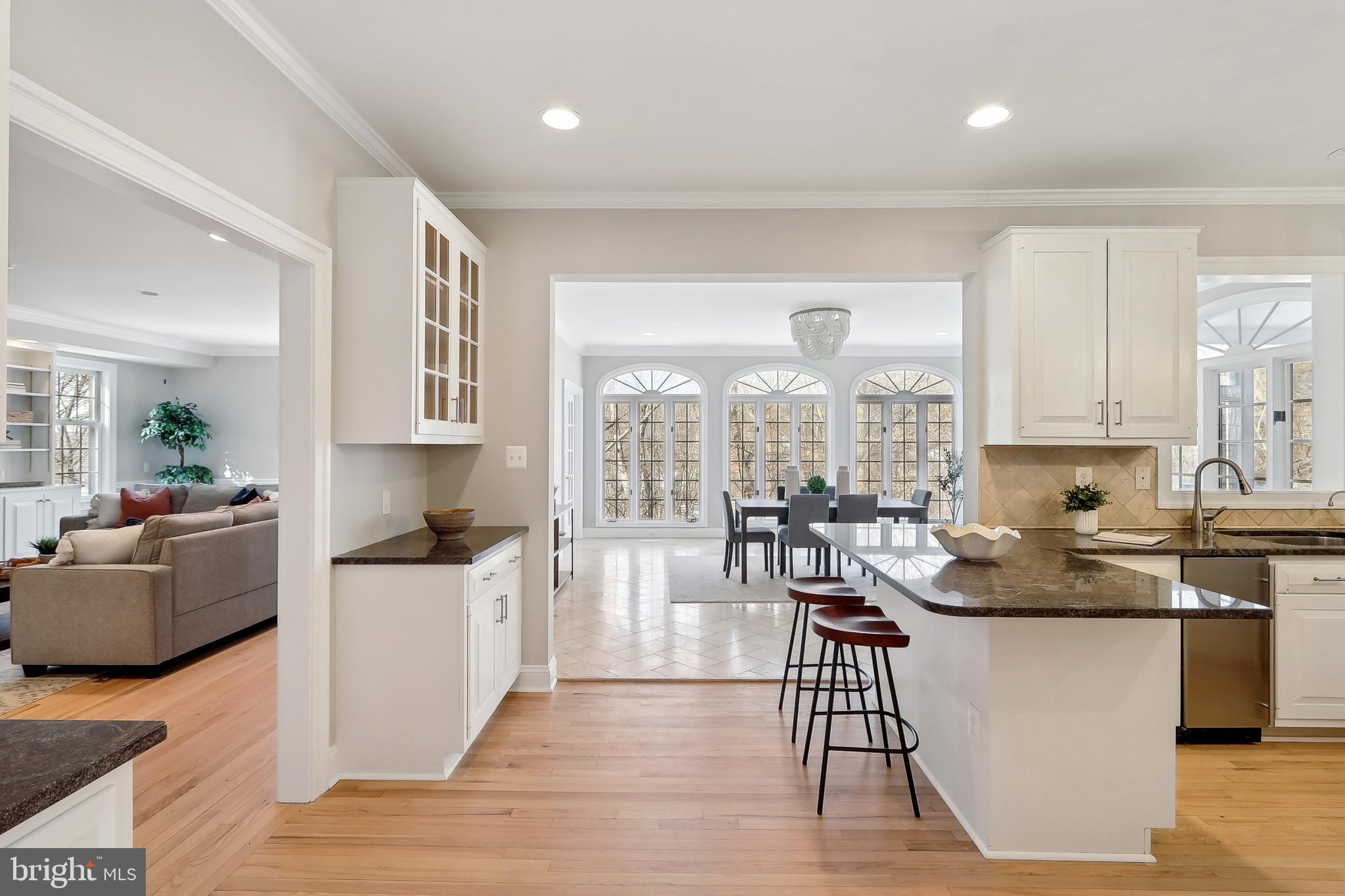 RIVER FALLS - Residential