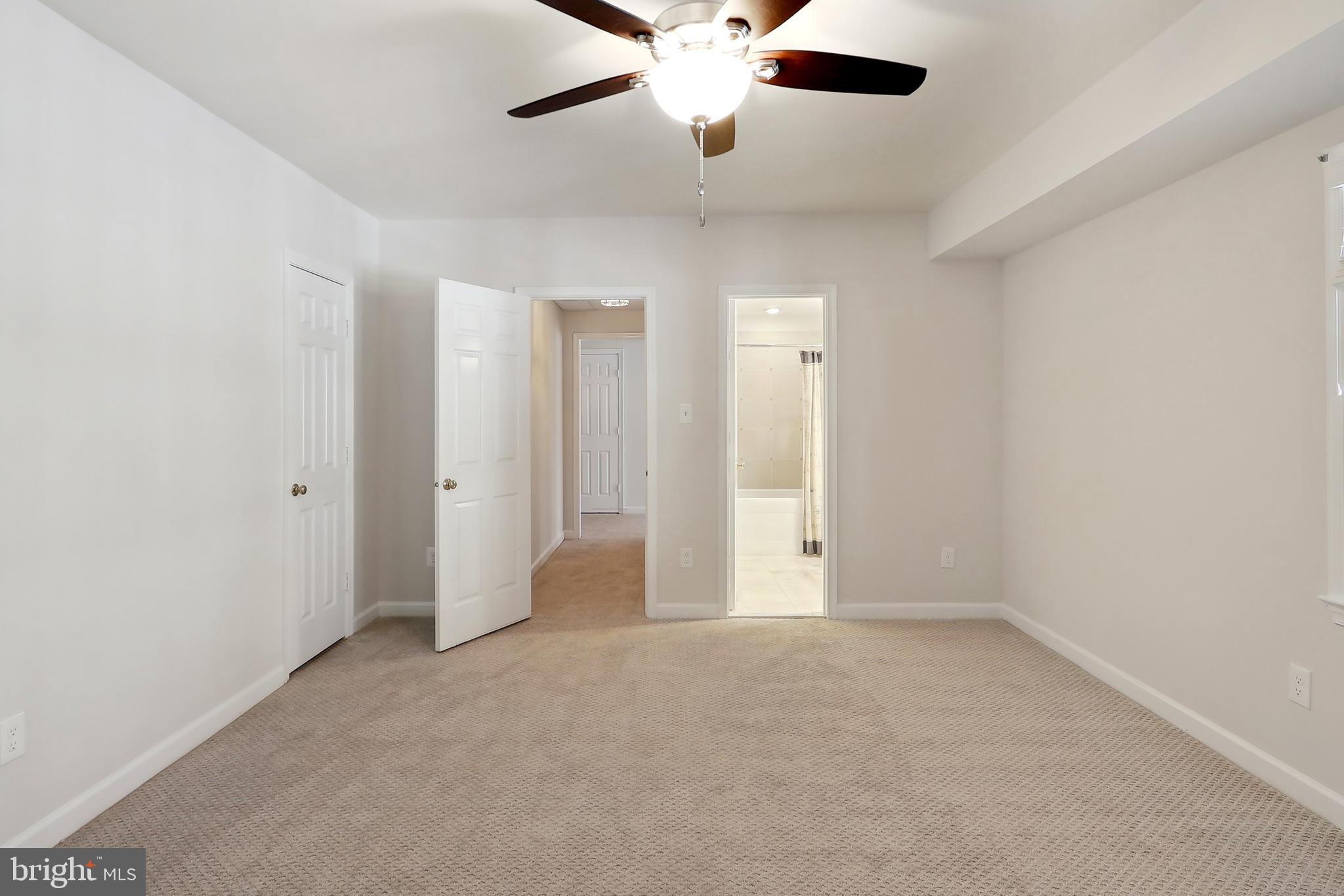 RIVER FALLS - Residential