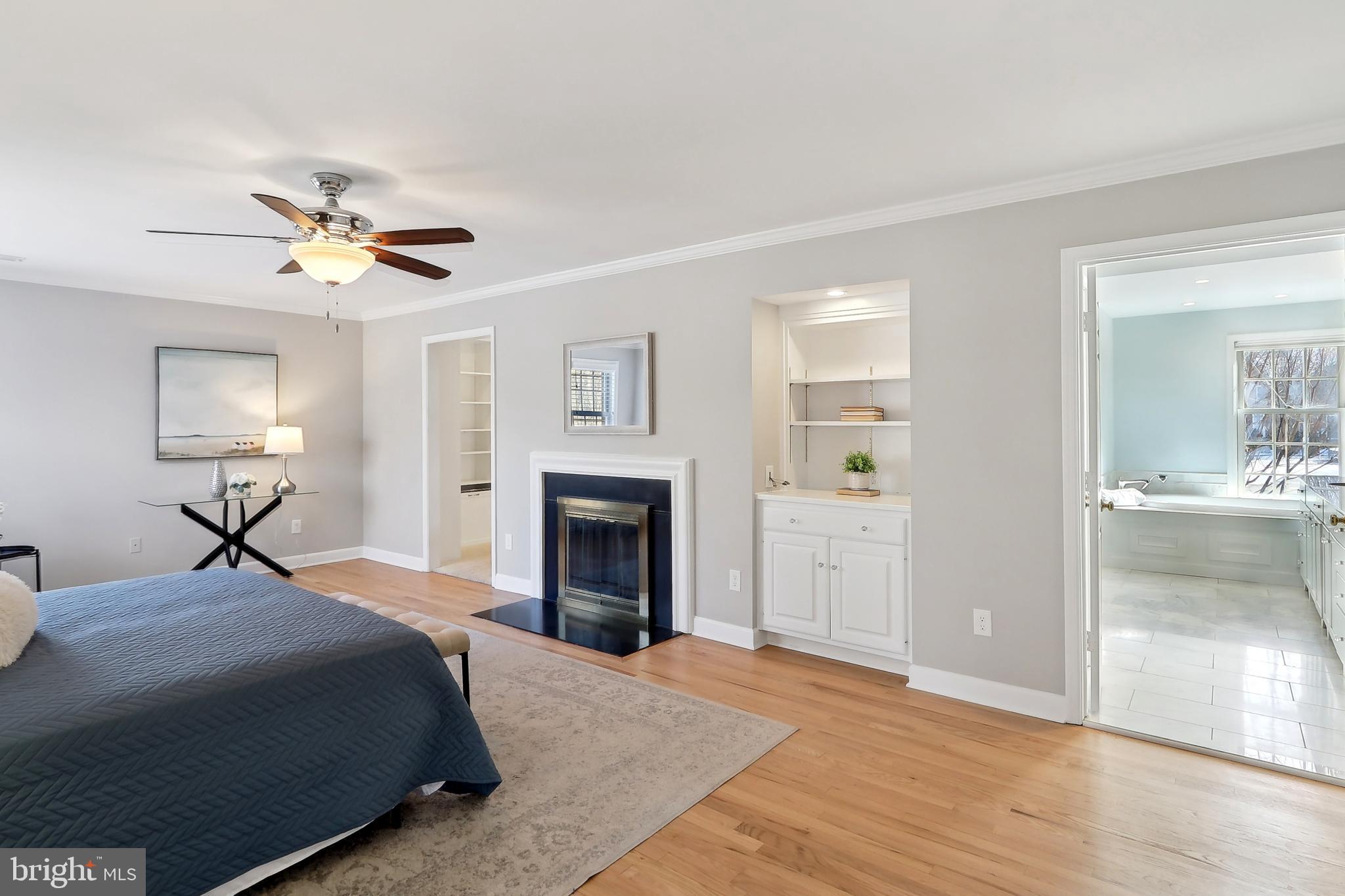 RIVER FALLS - Residential