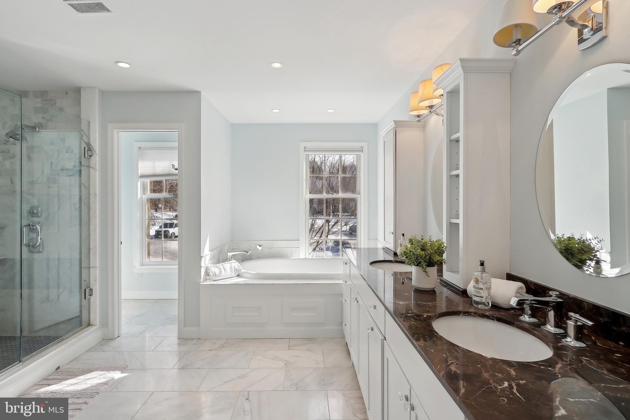 RIVER FALLS - Residential