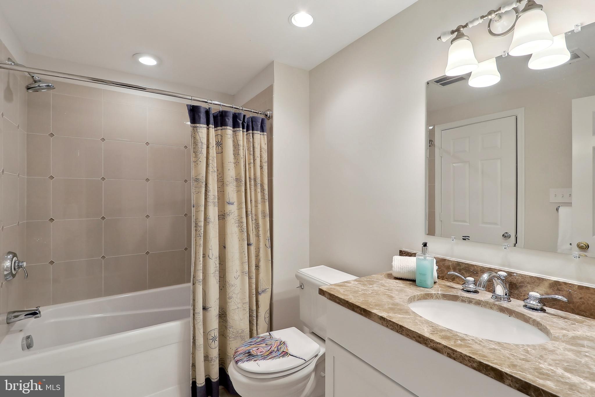 RIVER FALLS - Residential