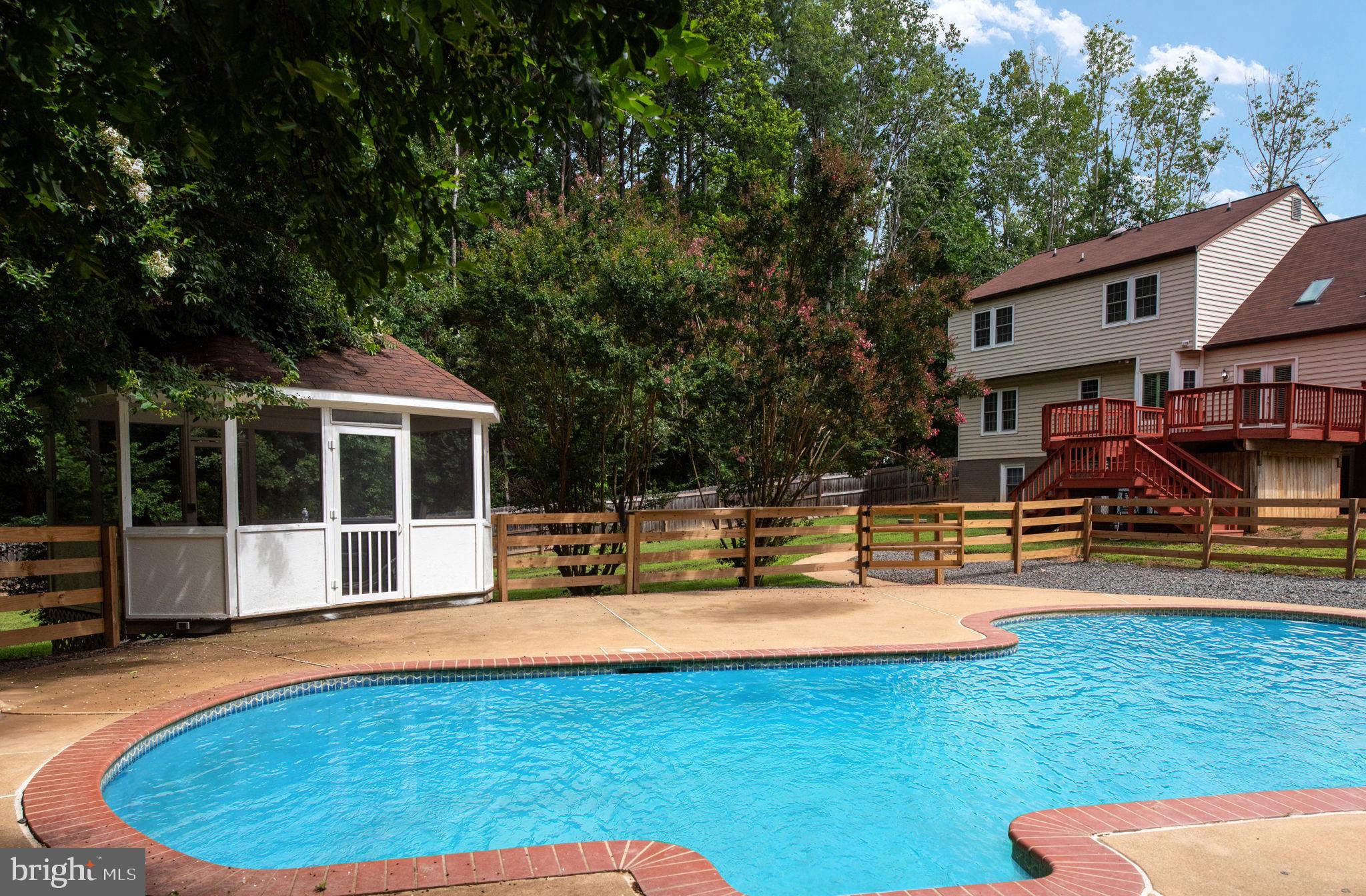 BLAKE FARM - Residential