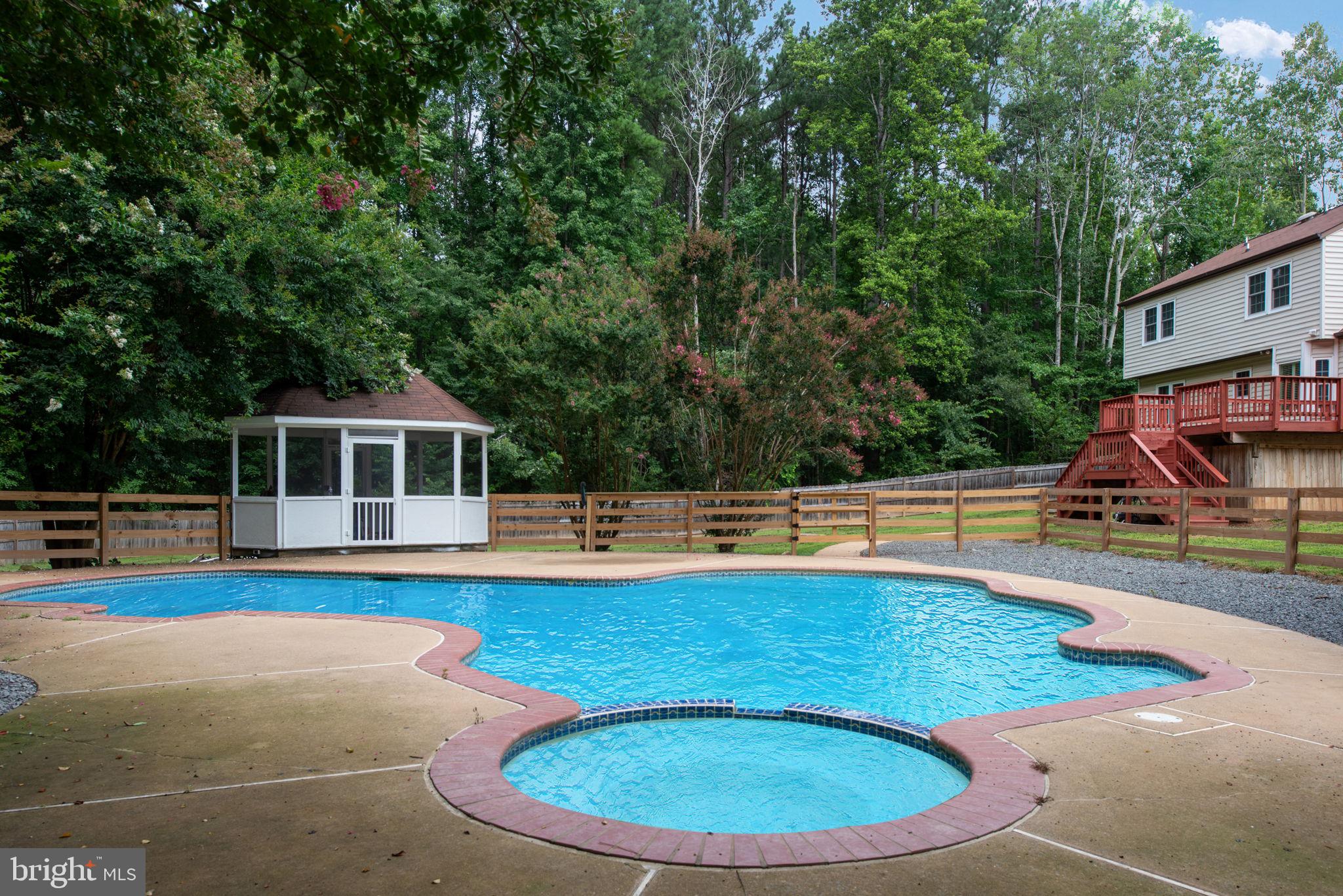 BLAKE FARM - Residential